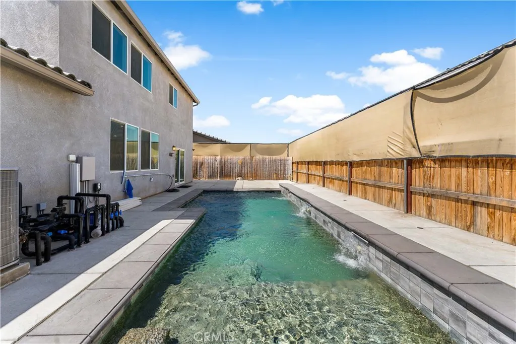 main property photo 50