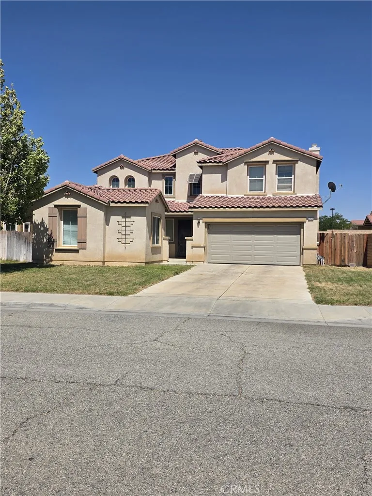 main property photo 3
