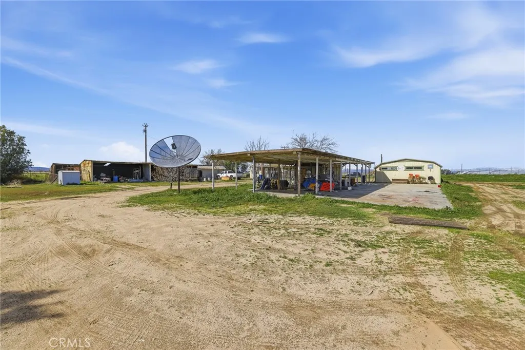main property photo 29