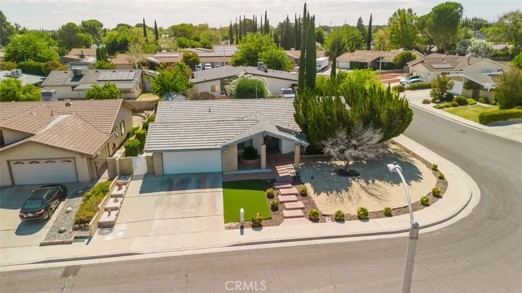 main property photo 60