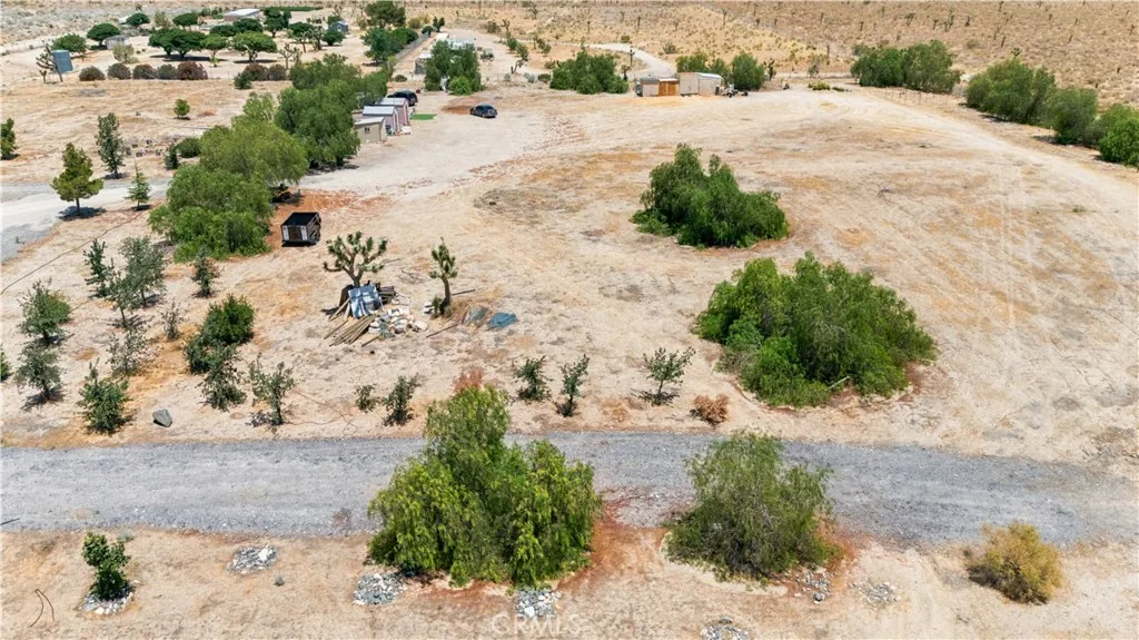 main property photo 25