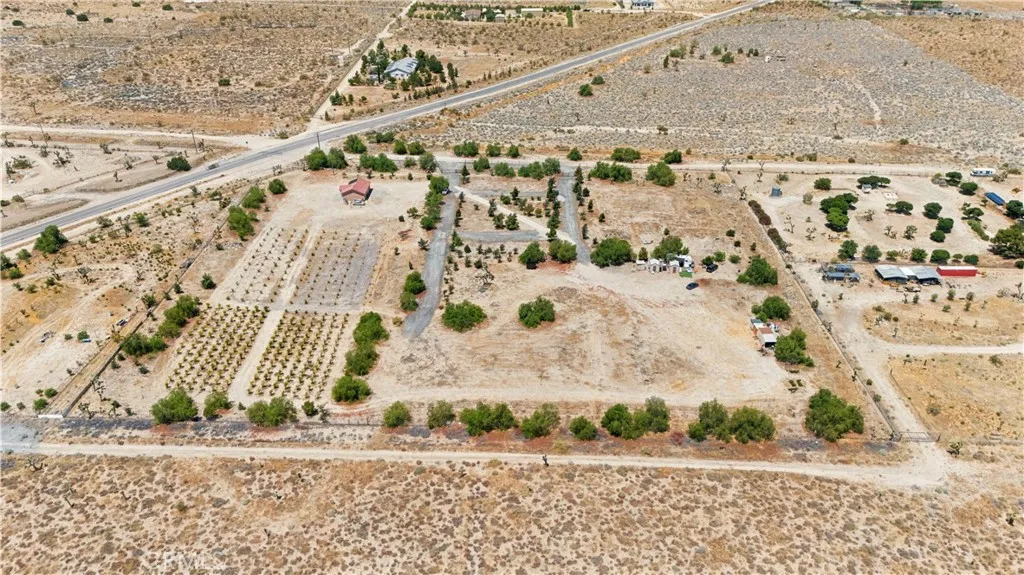 main property photo 7