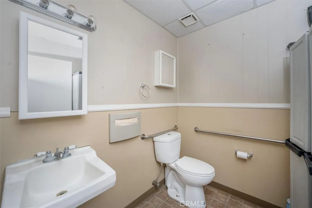 main property photo 62