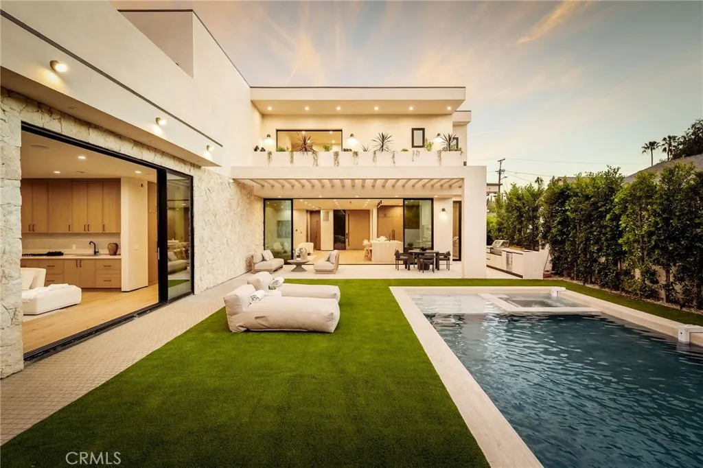 main property photo 68