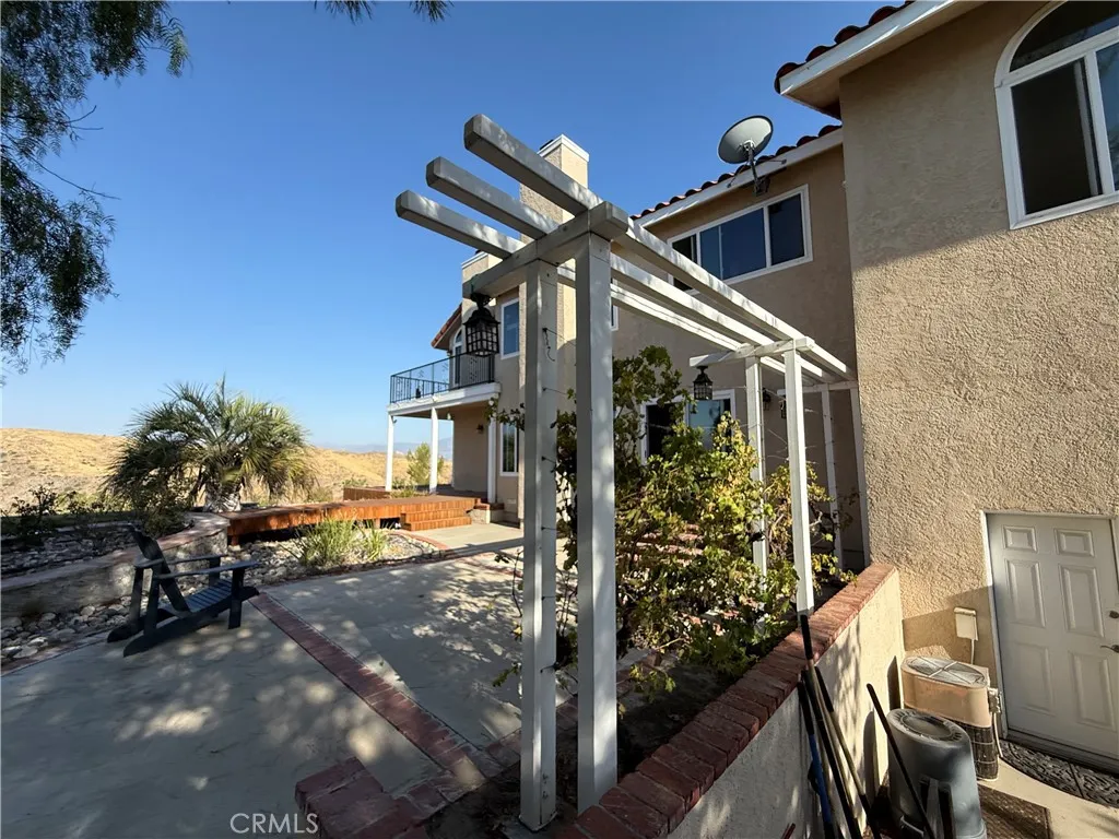main property photo 6