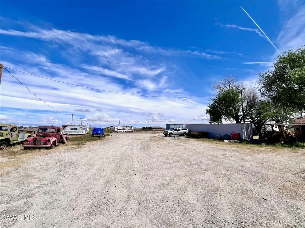 main property photo 26