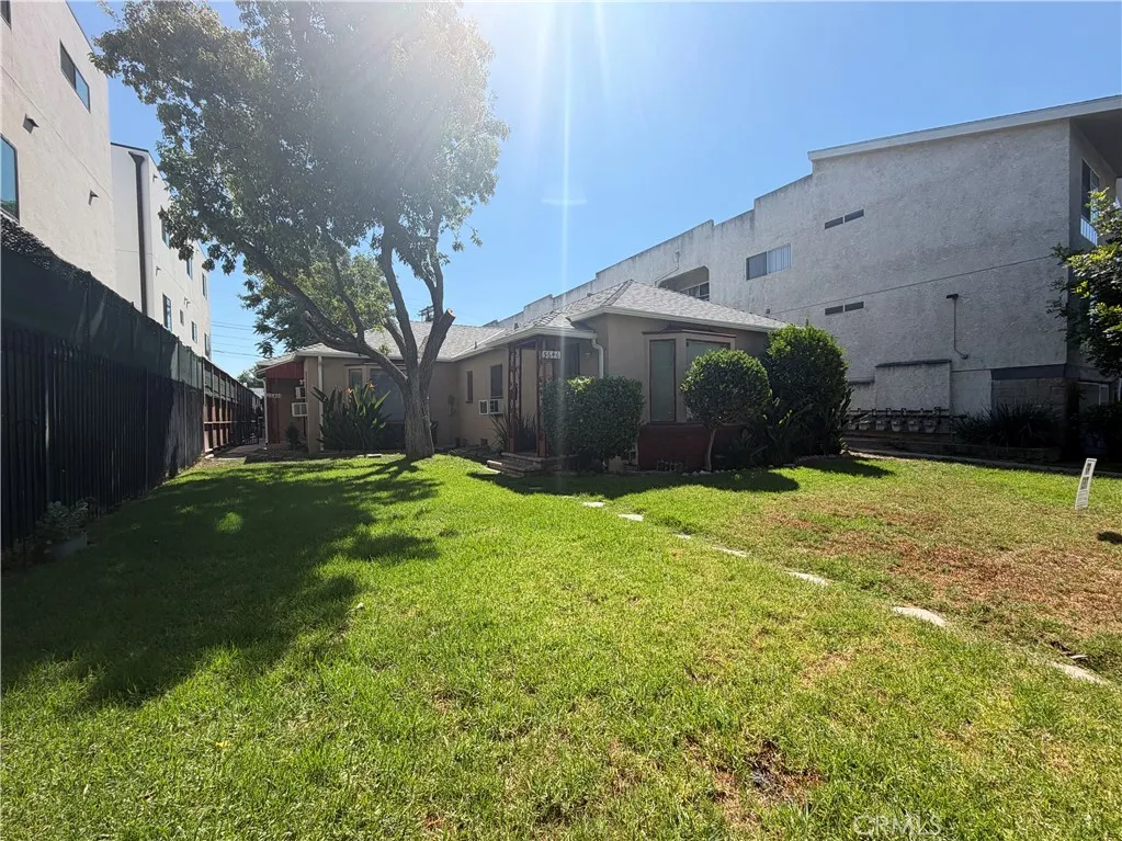main property photo 16