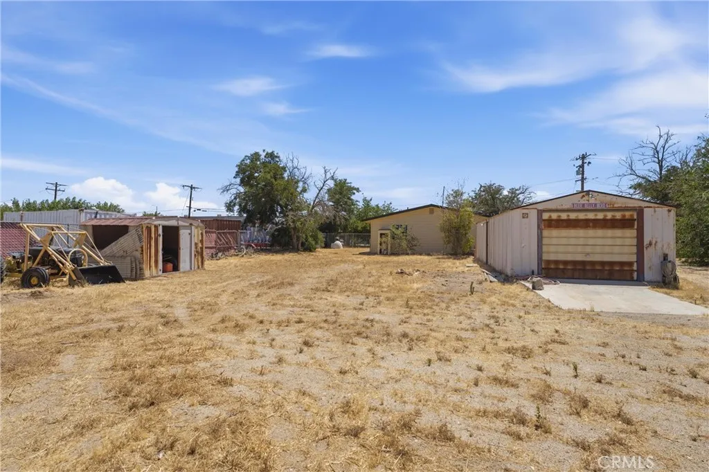 main property photo 10