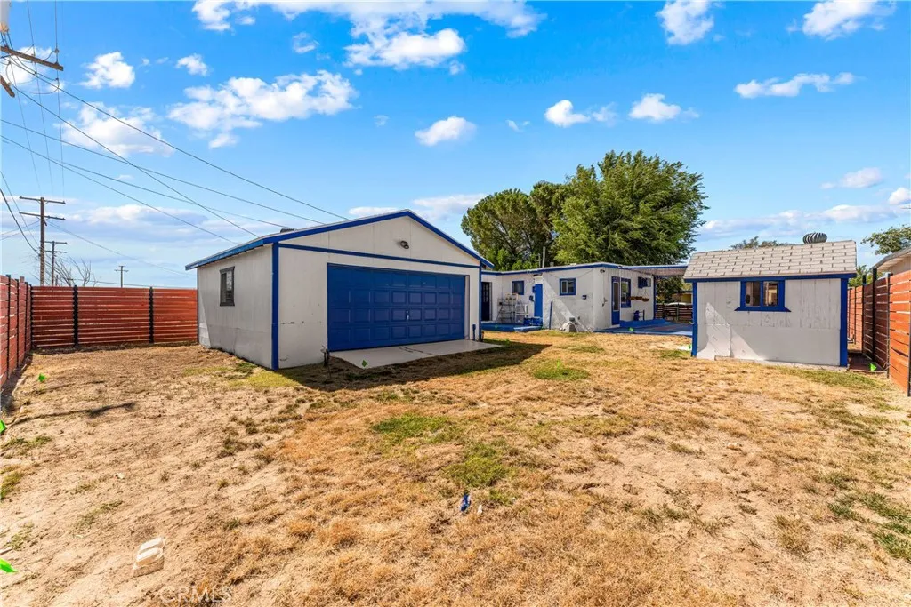 main property photo 20