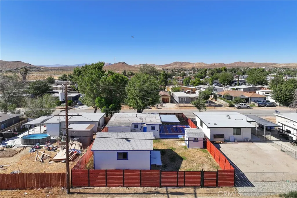main property photo 25