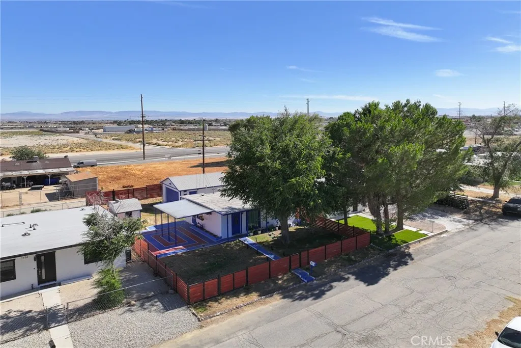 main property photo 26