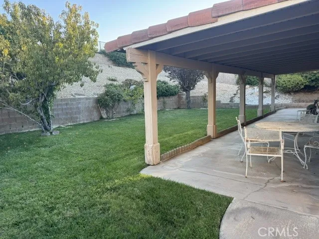 main property photo 40