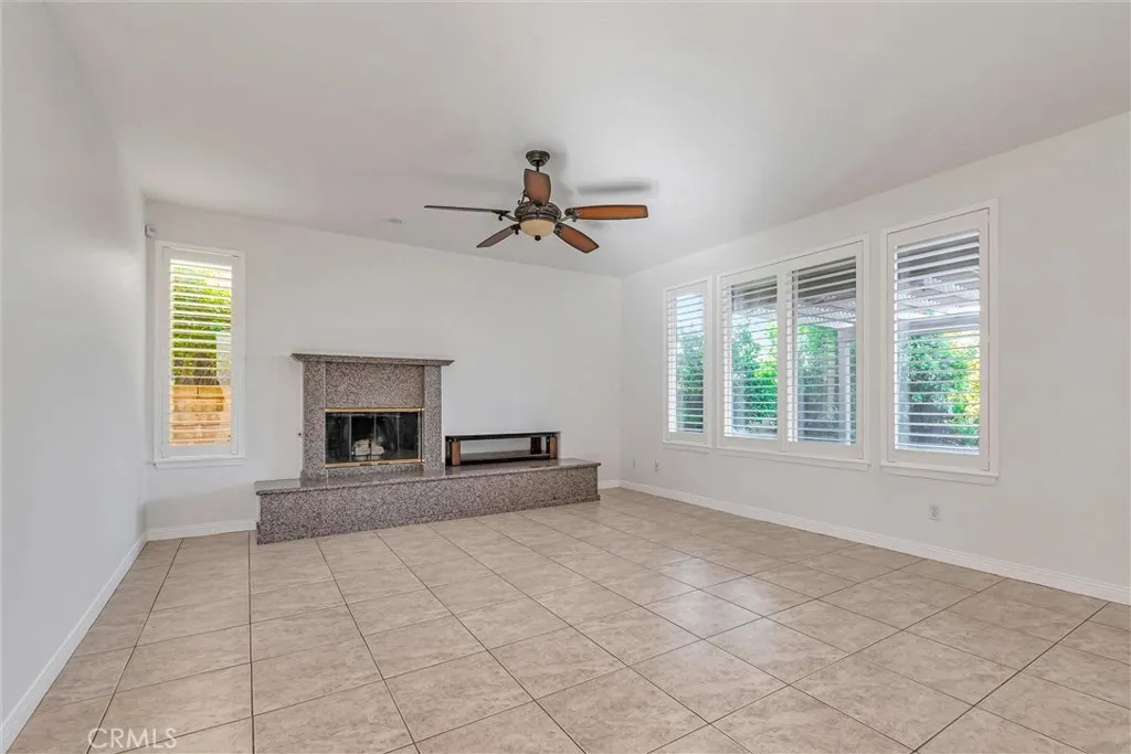 property viewer photo 11