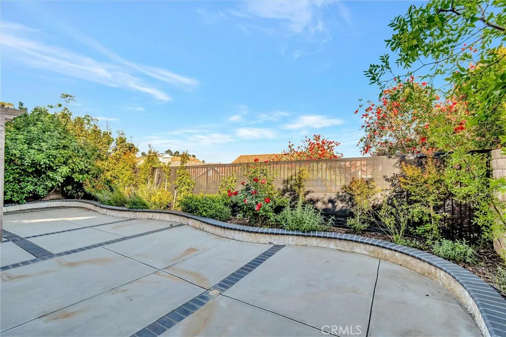 property viewer photo 42