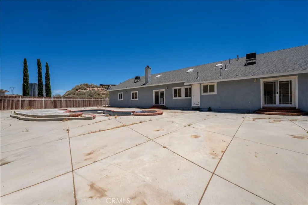 main property photo 24
