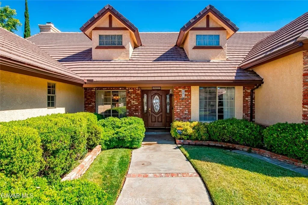 main property photo 2