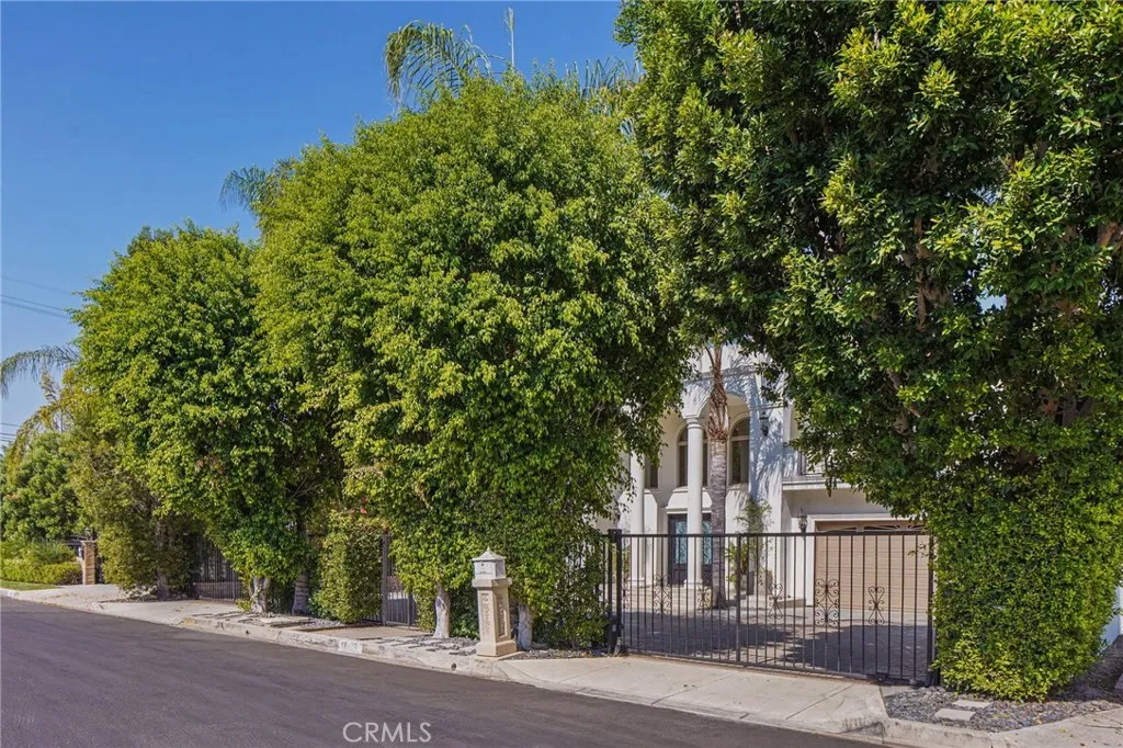 main property photo 65
