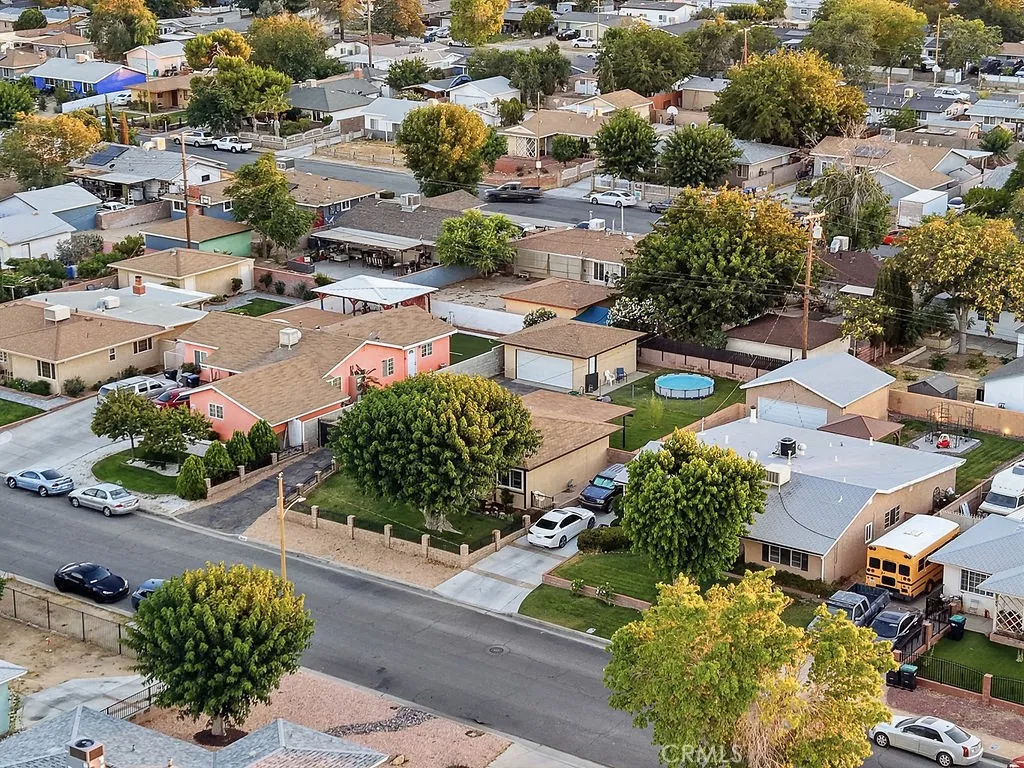main property photo 39