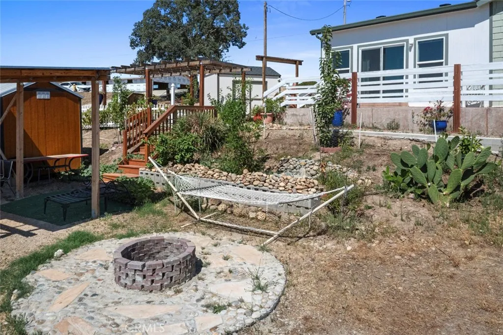 main property photo 15
