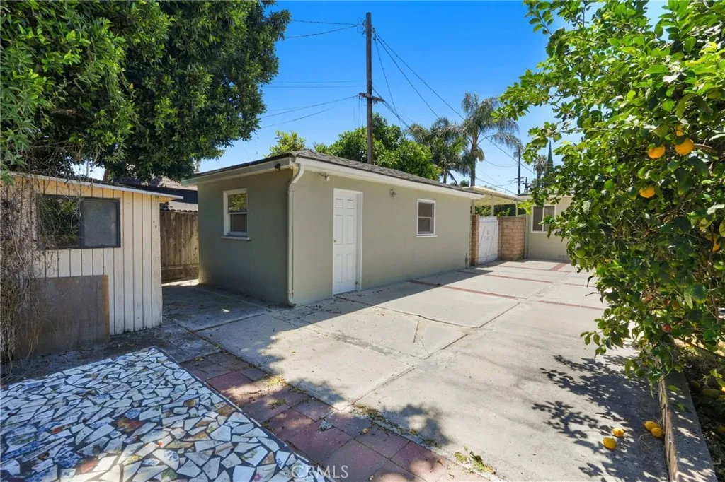 main property photo 39