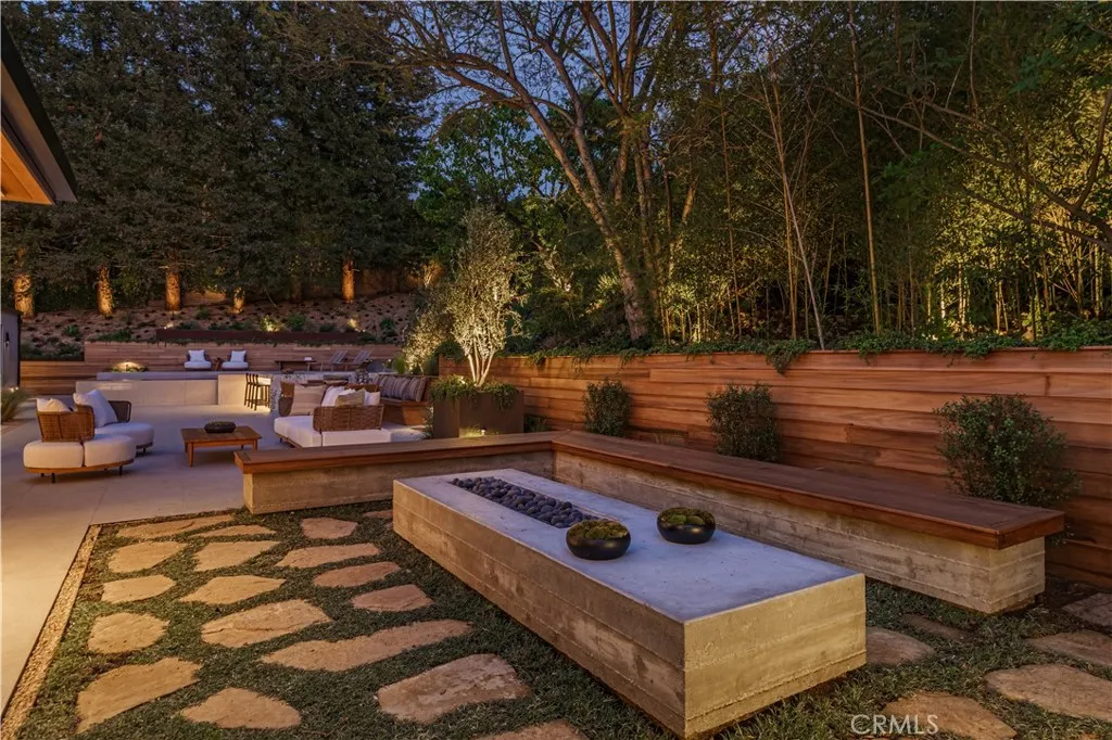 main property photo 60