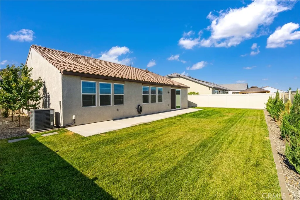 main property photo 45
