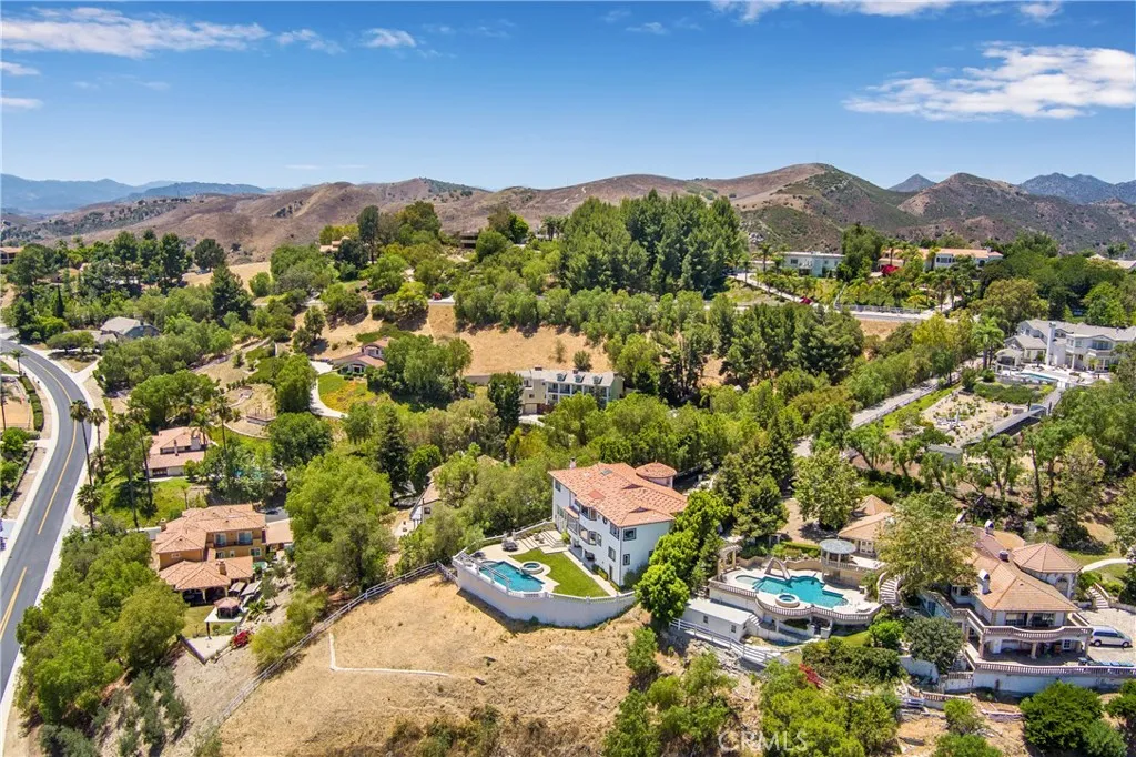 main property photo 60