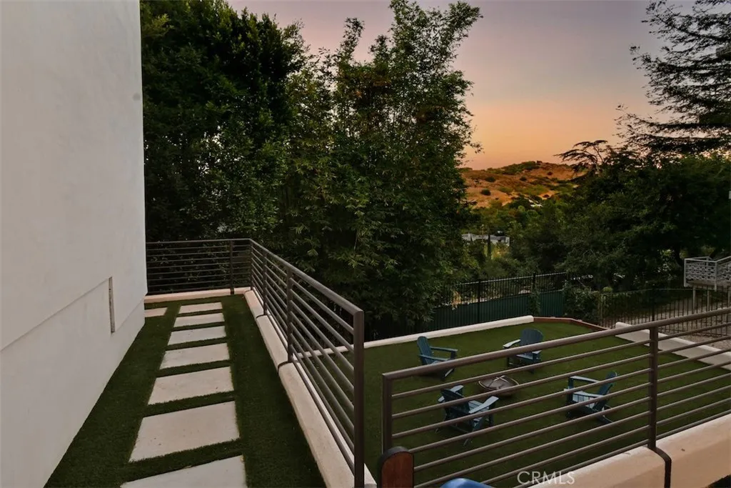 main property photo 59