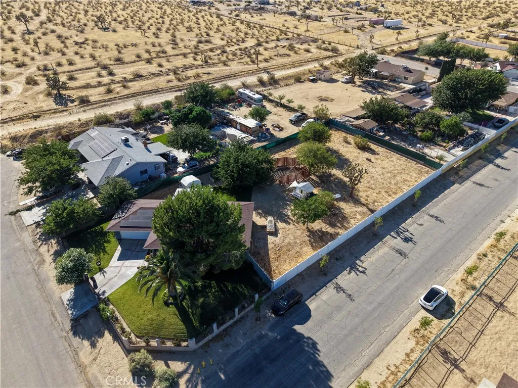 main property photo 24