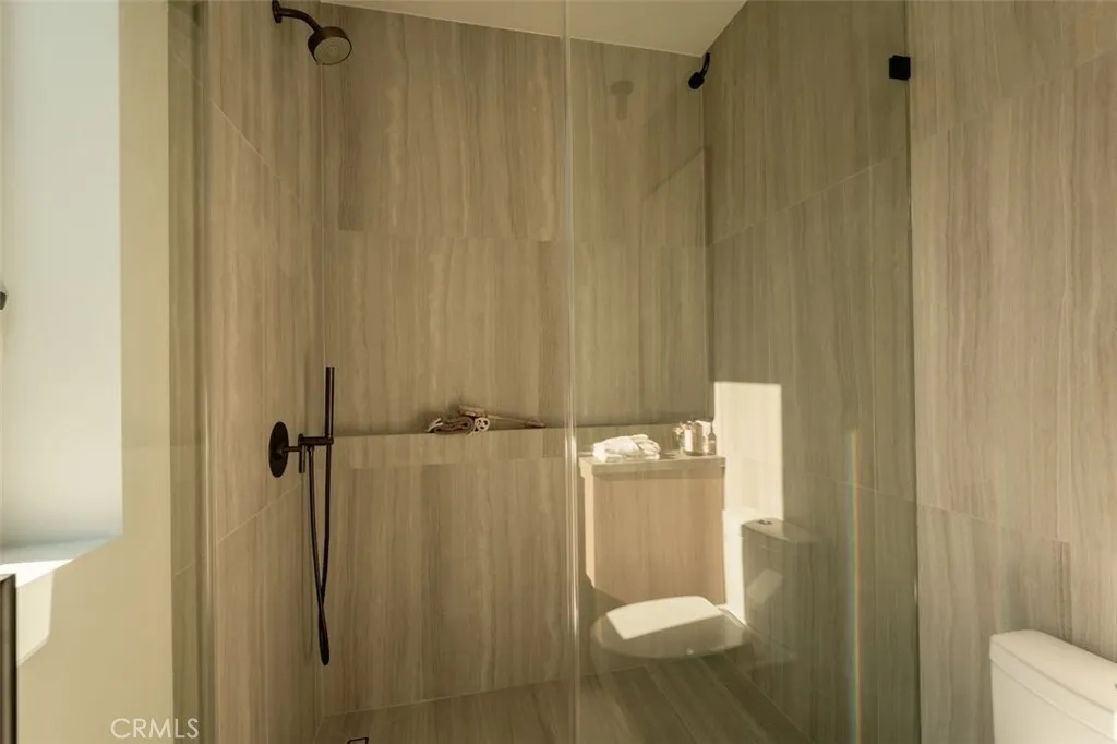 main property photo 66