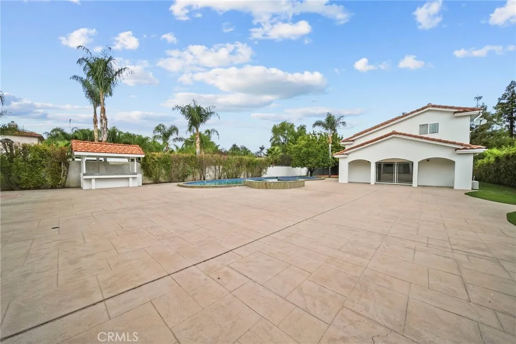 main property photo 49