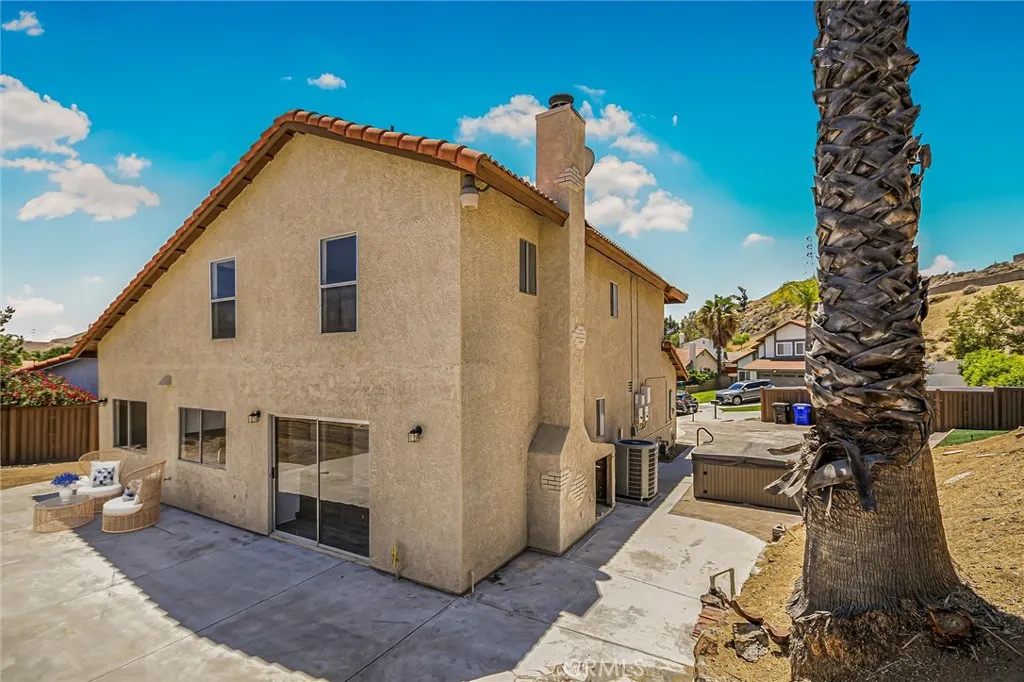 main property photo 35