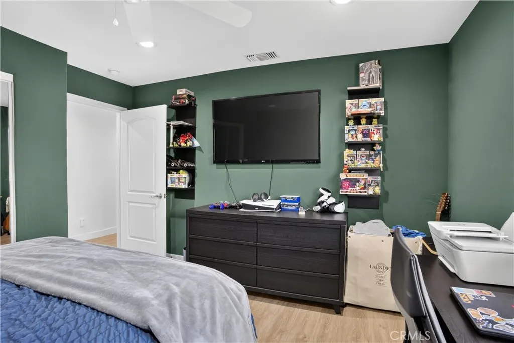 main property photo 59