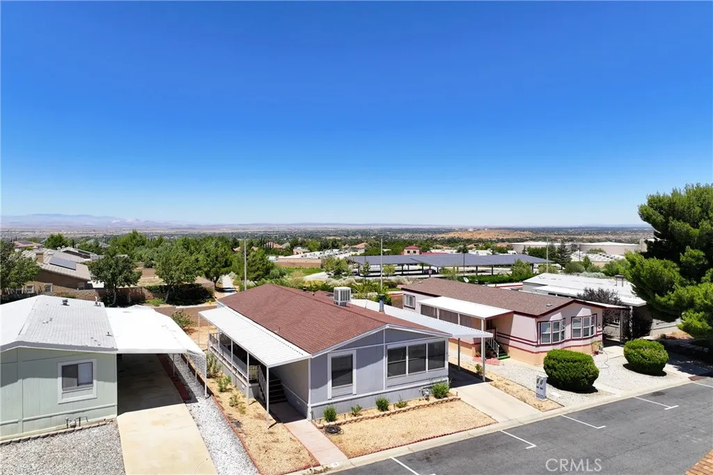 main property photo 41