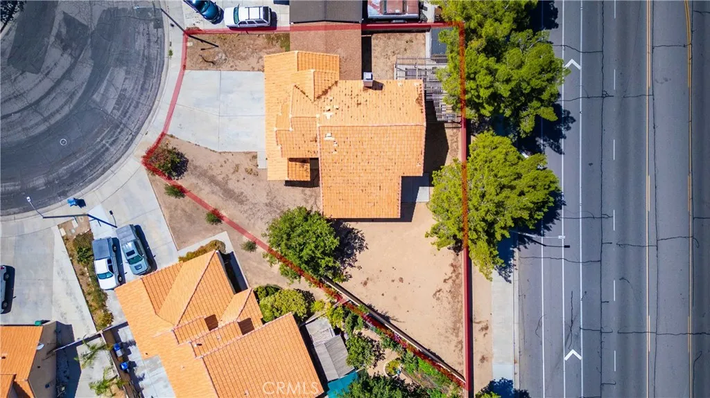 main property photo 35