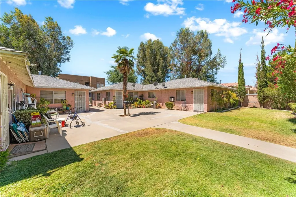 main property photo 32