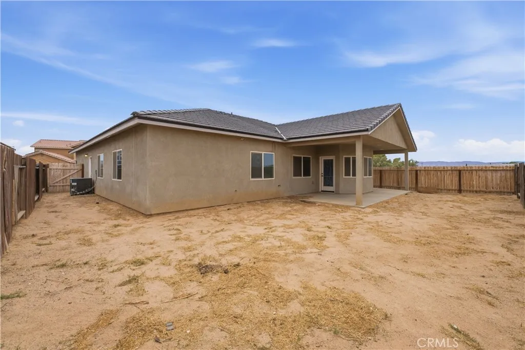 main property photo 16