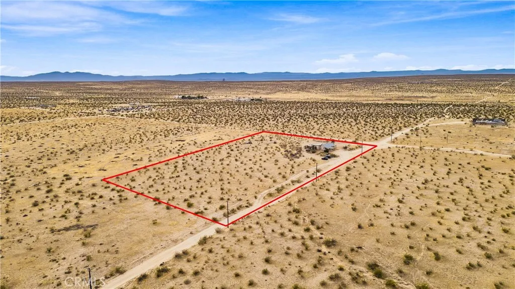 main property photo 37