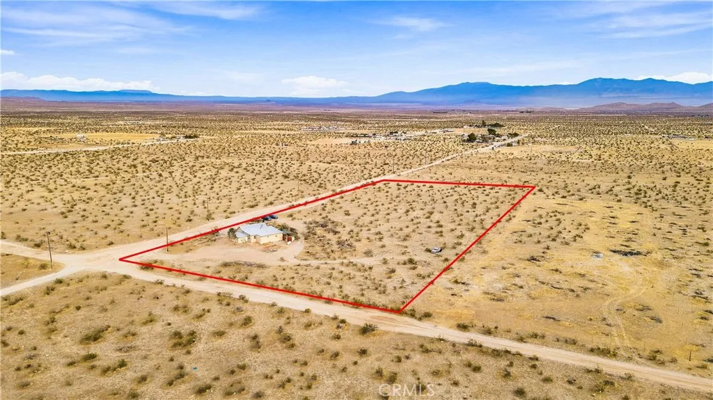 main property photo 41