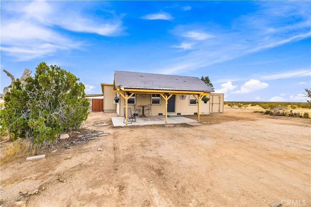 main property photo 5