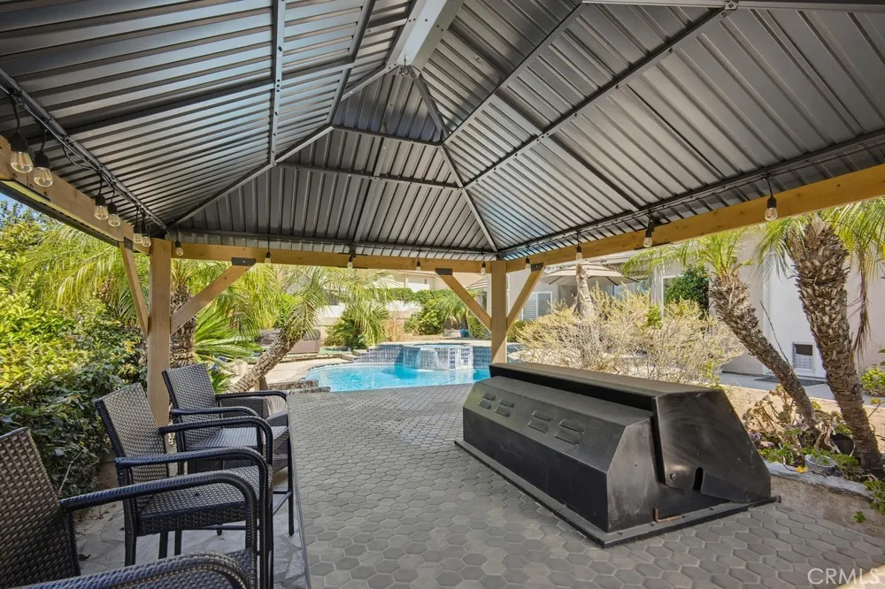 main property photo 70