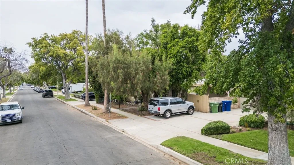 main property photo 50
