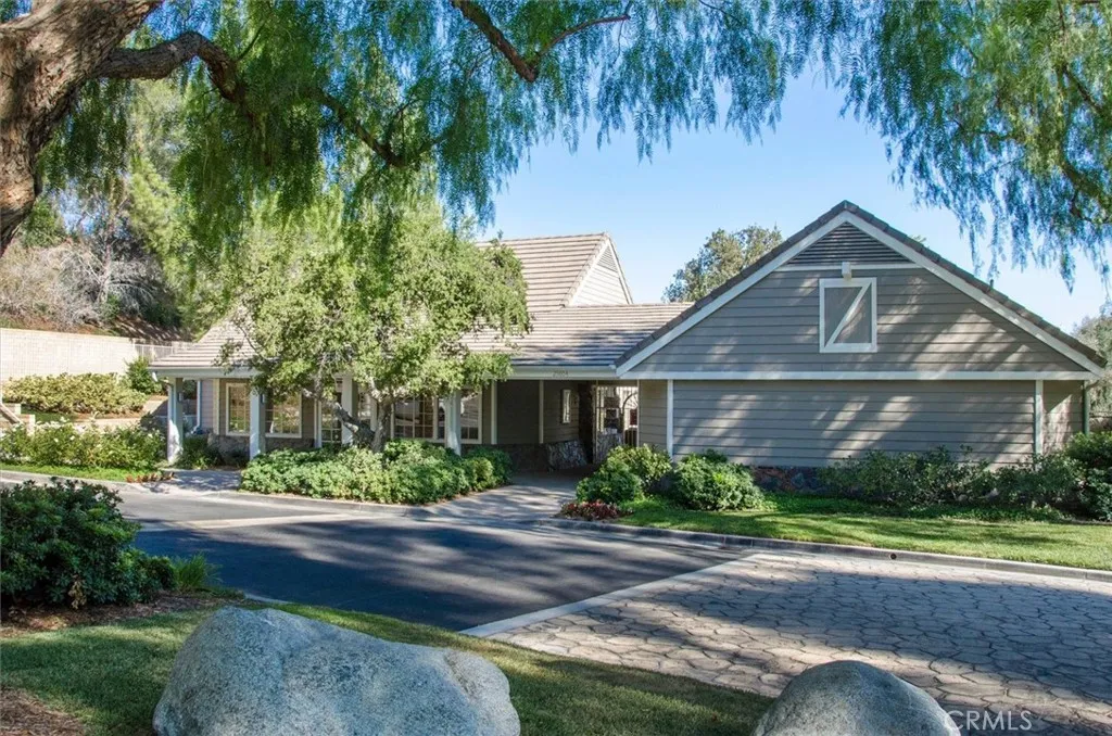 main property photo 60