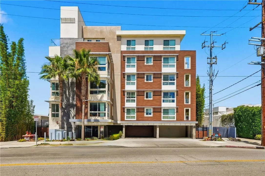 main property photo 52