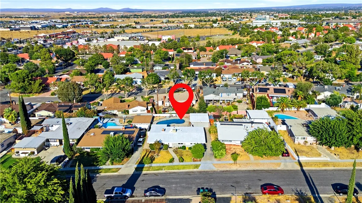 main property photo 12