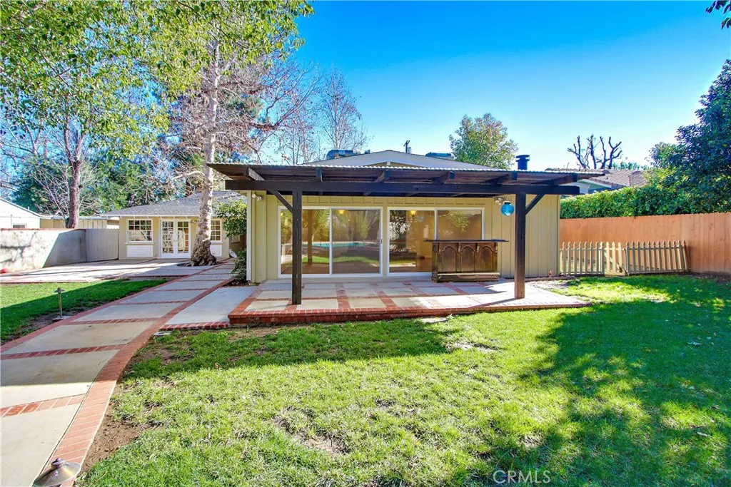 main property photo 9