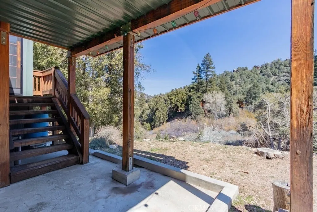 main property photo 28