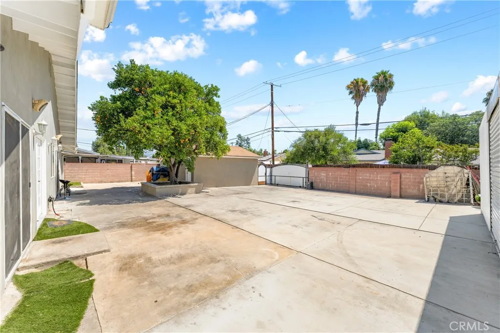 main property photo 49