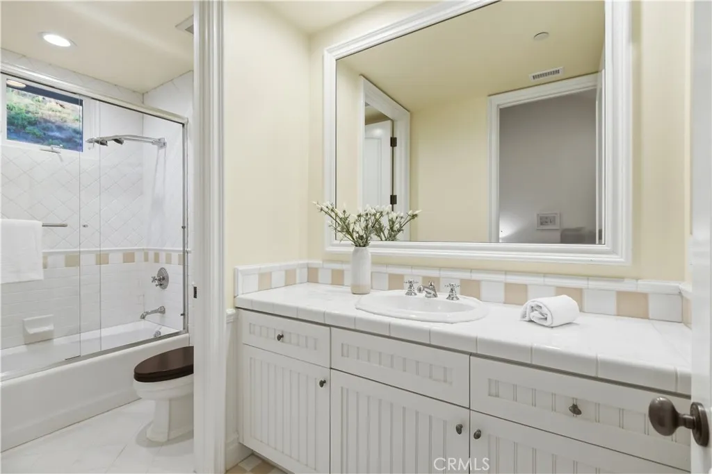 main property photo 75