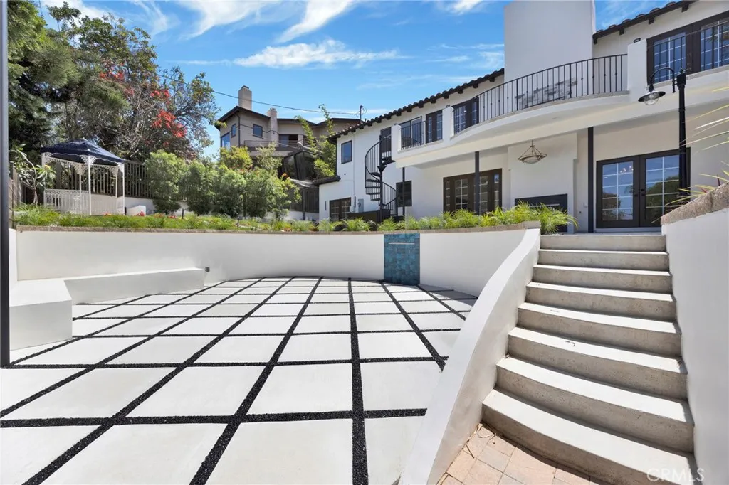 main property photo 56
